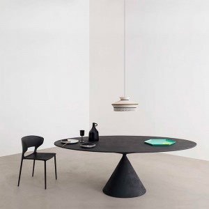 Mesa de diseño Clay Concrete de Desalto. Mesa para comedor de diseño italiano.