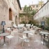 Mesa  Dr. Na de Kartell. Diseño fresco y original para salón o jardín.