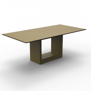 Mesa Vela para Interior y Exterior con Luces Led en el Interior | Vondom