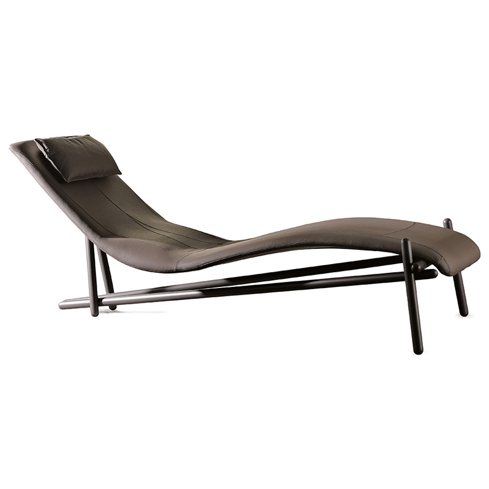 Chaise Longue Donovan de Cattelan Italia con base de acero. Chaise Looungs modernos.