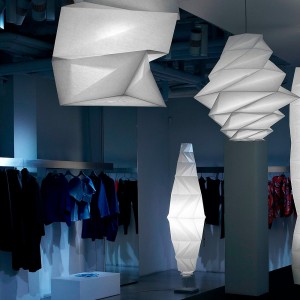 Lámpara de pie Minomushi floor de Artemide. Tienda online lamparas modernas.
