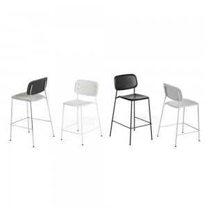 Taburete Soft Edge 95 de polipropileno de gran diseño moderno para espacios interiores de Hay