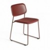 Silla Soft Edge 55 asiento Tapizado de Hay tapizada y polipropileno de gran diseño moderno para espacios interiores.