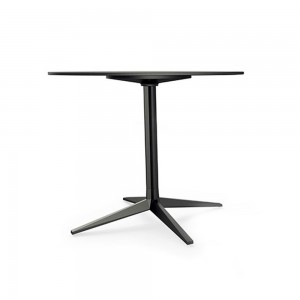Mesa Faz pie Ø96 de Vondom. Muebles y complementos de exterior.
