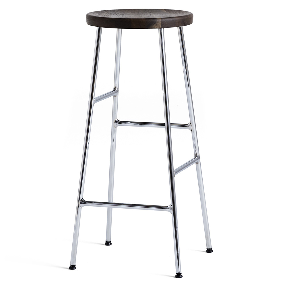 Taburete Cornet Bar de diseño moderno y elegante para espacios internos.