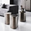 Mesa auxiliar Pacho de Cattelan Italia con sobre de cristal barnizado.