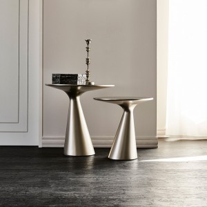 Mesa auxiliar Peyote de Cattelan Italia. Mesas auxiliares modernas de salón.