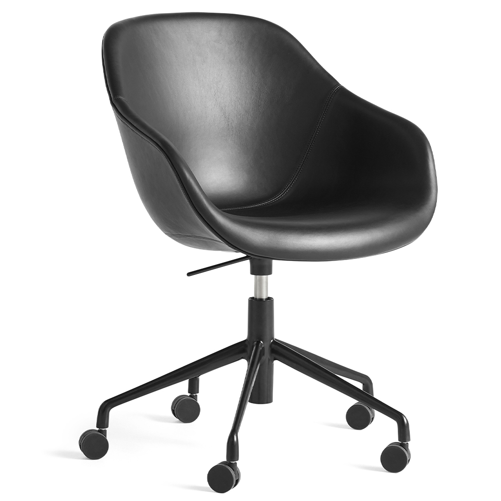 Silla AAC 153 tapizada de Hay. Diseño para oficinas y escritorios.