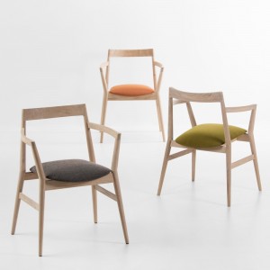 Silla Dobra madera de Prostoria. Sillas diseño de madera.