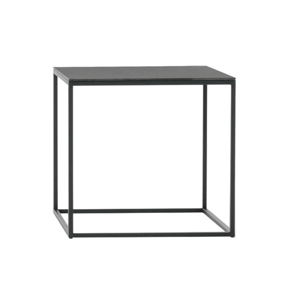 Mesa Auxiliar Helsinki de Desalto. Mesa rincón o lateral diseño italiano.