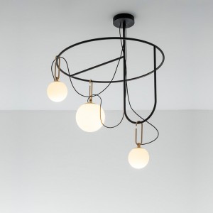 Lámpara de suspensión NH S4 ciruclaire Artemide con diseño moderno y elegante.