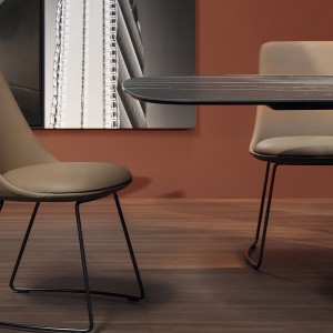 Silla Itala si de Bonaldo. Sillas modernas y elegantes. Mobiliario de diseño.