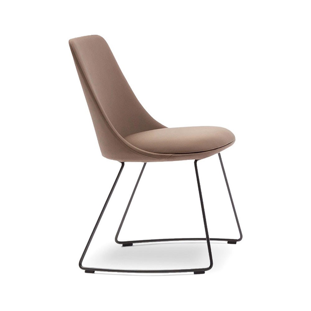 Silla Itala si de Bonaldo. Sillas modernas y elegantes. Mobiliario de diseño.