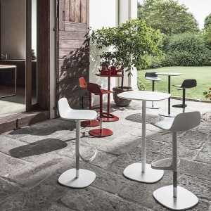 Taburete Bonnie de Bonaldo. Sillas modernas. Mobiliario de diseño.