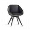Silla Stone con patas de madera de Bonaldo. Diseño italiano moderno.