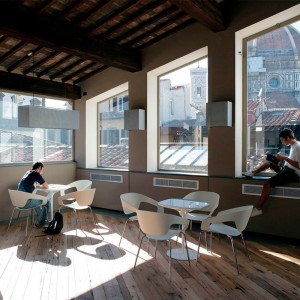 Silla Vad Polipropileno de Casamania. Sillas y pouf modernos de diseño italiano.
