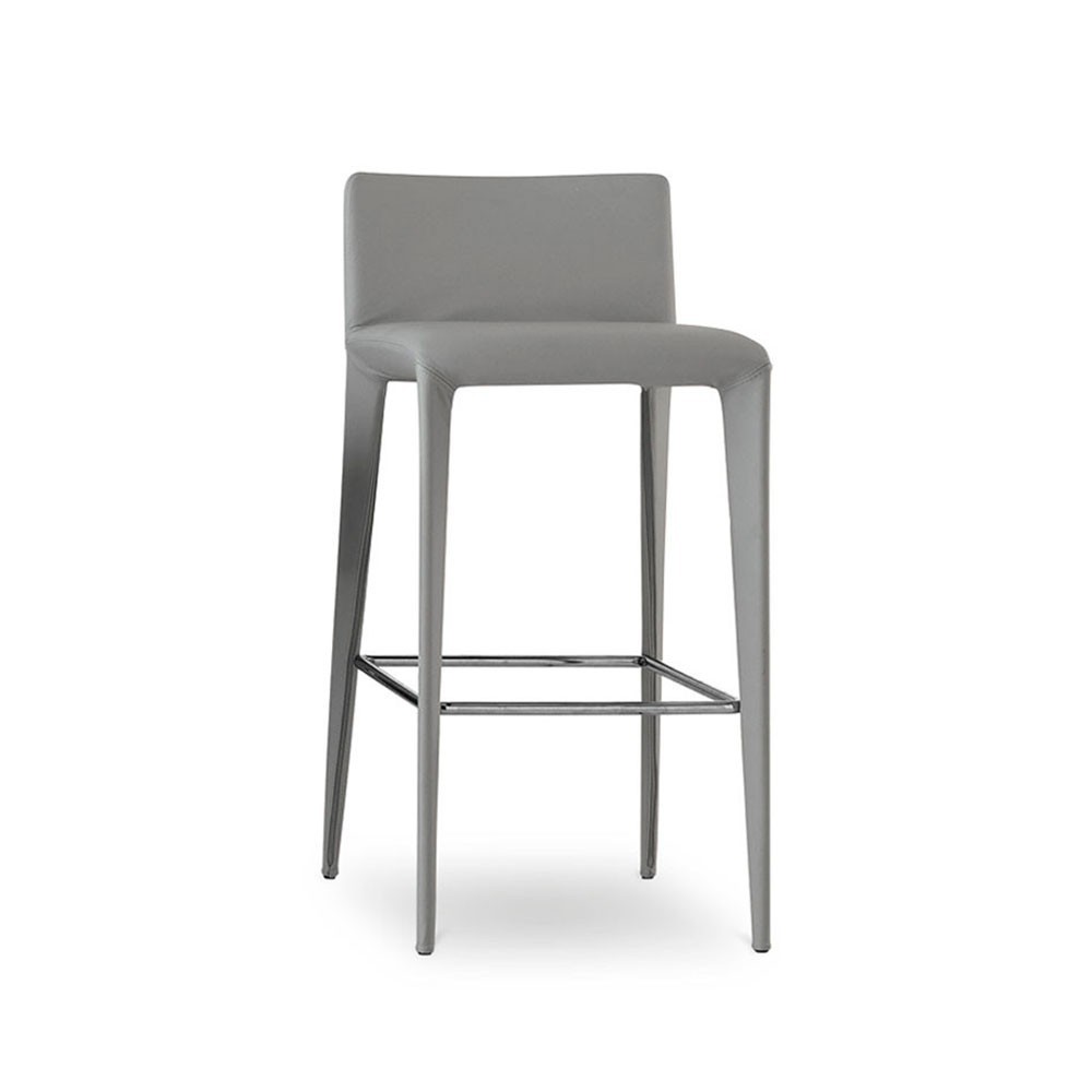 Taburete Filly too de Bonaldo. Sillas modernas. Mobiliario de diseño.