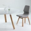 Mesa redonda Oblique de Prostoria con tapa de MDF. Mesa diseño de madera.