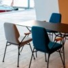 Silla Oblique Metal con brazos outdoor de Prostoria. Sillas diseño.