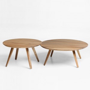 Mesa auxiliar Oblique de Prostoria con tapa de MDF. Mesa diseño de madera.