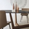 Mesa fija ArtWood redondeada. Mesa de diseño moderno italiano. Bonaldo.