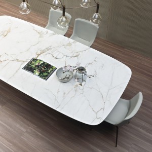 Mesa Art fija de cerámica o mármol de Bonaldo. Moderna mesa de diseño.