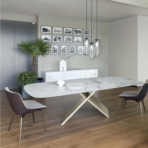 Mesa AX fija de Bonaldo. Moderna mesa redondeada de calidad italiana.