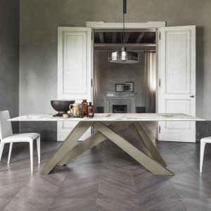 Mesa fija Big Table con sobre en cerámica de Bonaldo. Ideal para salón.