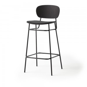 Taburete tapizado Fosca Blasco&Vila. Taburetes con diseño moderno y asiento tapizado.