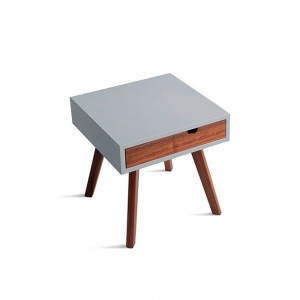 Mesa auxiliar Io & Te Horm de Horm. Mesitas de noche modernas de diseño italiano.