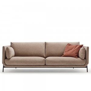Sofá Must de Omelette ed. Sofá de diseño ideal para ambientes interiores.