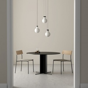 Mesa Ox de Omelette ed. Mesas de diseño moderno ideal para comedor o salón.