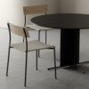 Mesa Ox de Omelette ed. Mesas de diseño moderno ideal para comedor o salón.