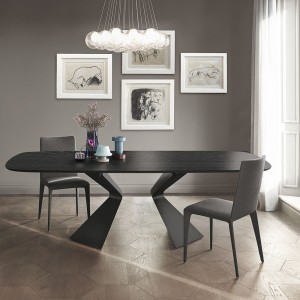 Mesa Prora fija de Bonaldo. Mobiliario de diseño para interiores.