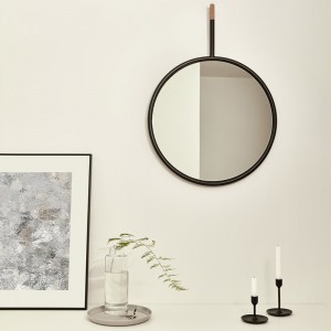 Espejo Hang Mirror de Omelette ed. Espejo moderno ideal para salones.