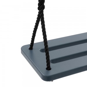 Columpio con cuerda de Loll Designs. Productos hechos con material reciclado.
