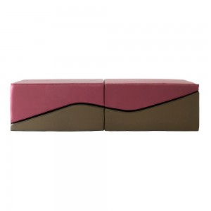 Pouf para relajarse Duet muy confortable para salón de Softline. Poufs lounge.
