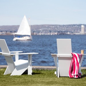 Butaca Westport Adirondack de Loll Designs. Productos hechos con material reciclado.