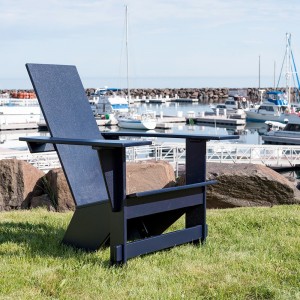 Butaca Westport Adirondack de Loll Designs. Productos hechos con material reciclado.
