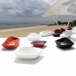 Butaca Ufo Tapizada con Tela Náutica y Luces Led en el Interior | Vondom