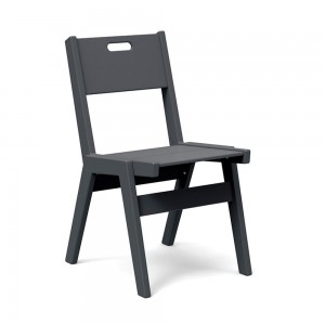 Silla de comedor Alfresco de Loll Designs. Productos hechos con material reciclado.