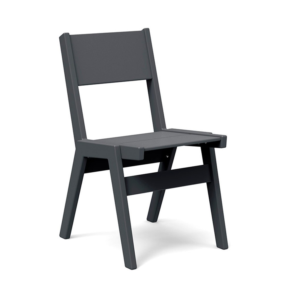 Silla de comedor Alfresco de Loll Designs. Productos hechos con material reciclado.