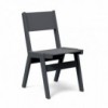 Silla de comedor Alfresco de Loll Designs. Productos hechos con material reciclado.