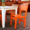 Silla de comedor T81 de Loll Designs. Productos hechos con material reciclado.