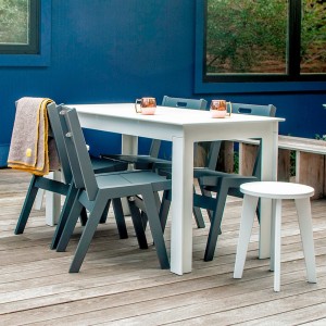 Taburete Norm de Loll Designs. Productos hechos con material reciclado.