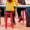 Taburete Norm de Loll Designs. Productos hechos con material reciclado.