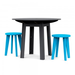 Taburete Norm de Loll Designs. Productos hechos con material reciclado.