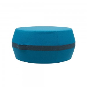 Pouf multifuncional Lisbon para salón de Softline. Poufs de diseño nórdico.
