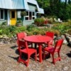 Mesa Alfresco redonda de Loll Designs. Productos hechos con material reciclado.