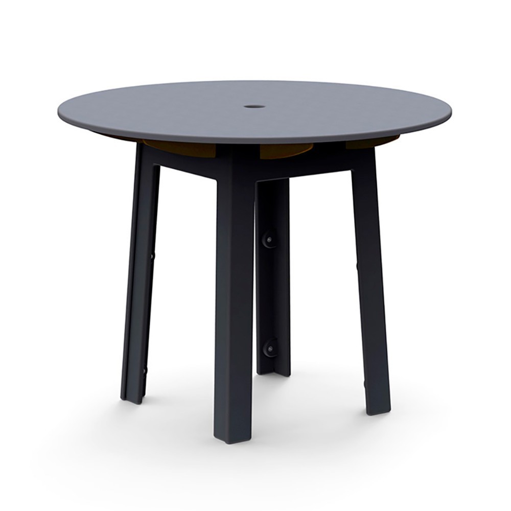 Mesa Fresh Air redonda de Loll Designs. Productos hechos con material reciclado.